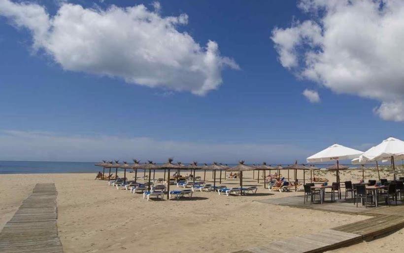Apartamento Primera Linea De Playa Isla Cristina Urbanizacion Zarati Екстериор снимка