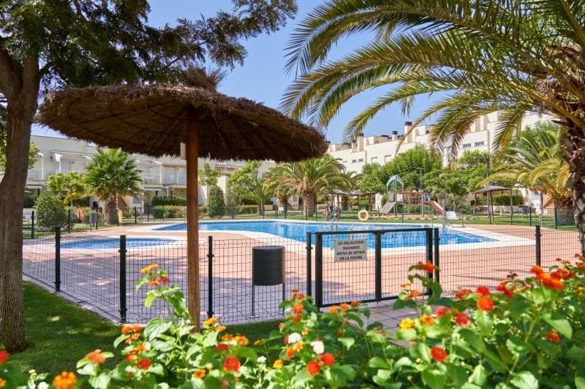 Apartamento Primera Linea De Playa Isla Cristina Urbanizacion Zarati Екстериор снимка